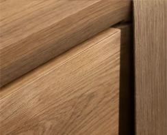 Natural Oak & Wood Veneer
